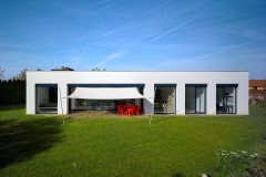 Bungalov vo farbách neba a slnka