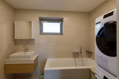 Dom v tvare luku (foto: Petr Zikmund)