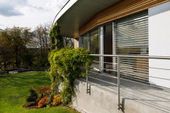 Dom v tvare luku (foto: Petr Zikmund)