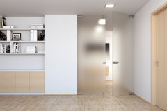 Satinované priesvitné sklo predstavuje dokonalé vyváženie potrieb a výhod – svetlo, ľahkosť, ľahká údržba; dvere Sapglass Satináto (SAPELI)