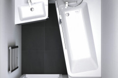 Koncept 10° značky Ravak docielil čisté línie miernou rotáciou o uhol 10°. Asymetrická vaňa ponúka širší sprchovací priestor utesnený zástenou a veľkú odkladaciu plochu využiteľnú aj ako sedadlo, www.ravak.sk