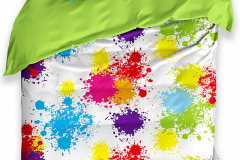 Bavlnené postelné obliecky s machulami izbu rozveselia, sú príjemné na dotyk a vdaka priedušnosti prinášajú aj pokojný spánok, cena: 19,95 €, www.decoDoma.sk